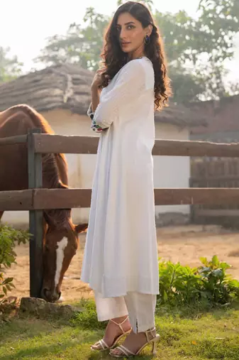 Floral Embroidered V-Neck A-Line  Cotton Kurta WIth Trousers