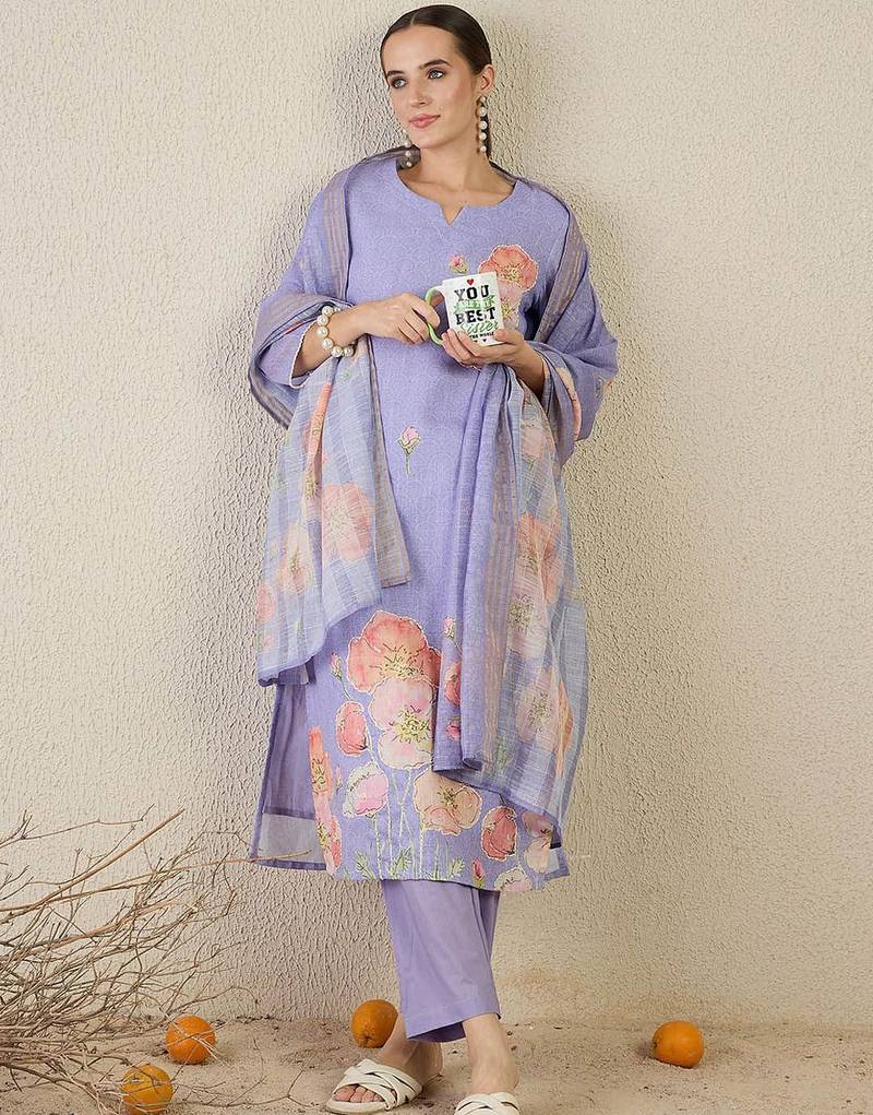 Women Floral Printed Kurta with Trousers & Dupatta