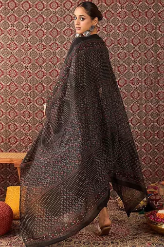 Floral Printed  Cotton Straight Kurta Trousers With Dupatta