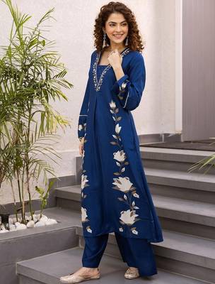 Women Floral Printed A-Line Kurta with Palazzos 2