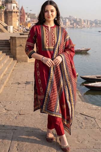 Women Ethnic Motifs Printed Cotton Kurta with Trousers & With Dupatta