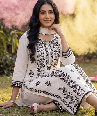 Ethnic Motifs Embroidered Regular Thread Work Kurta With Trousers & Dupatta 2