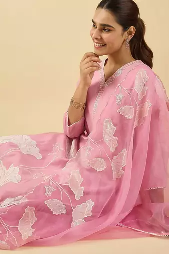 Women Floral Embroidered Kurta with Trousers & Dupatta