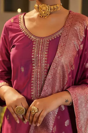Floral Embroidered Round Neck Zari Straight Kurta & Trousers With Dupatta