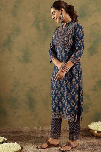 Ethnic Motifs Printed  Cotton Kurta With Trousers
