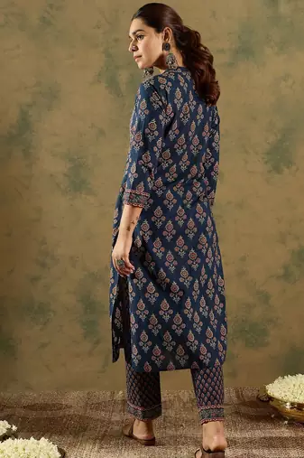 Ethnic Motifs Printed  Cotton Kurta With Trousers