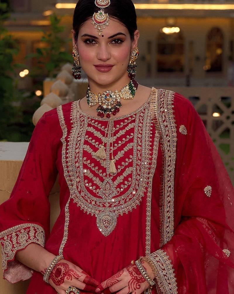 Ethnic Motifs Embroidered Panelled Kurta With Trousers & Dupatta