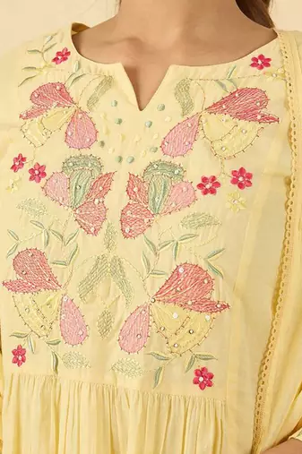Women Floral Embroidered Cotton Kurta with Trousers & Dupatta