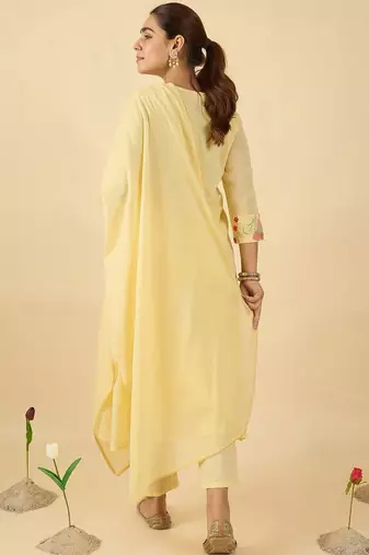 Women Floral Embroidered Cotton Kurta with Trousers & Dupatta