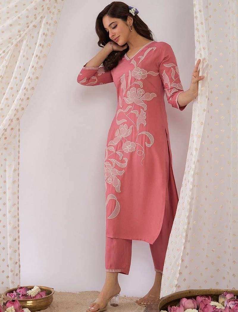Floral Embroidered Thread Work  Cotton V-Neck Straight Kurta With Trousers