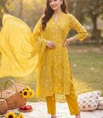 Women Floral Printed Angrakha  Cotton Kurta with Trousers & With Dupatta