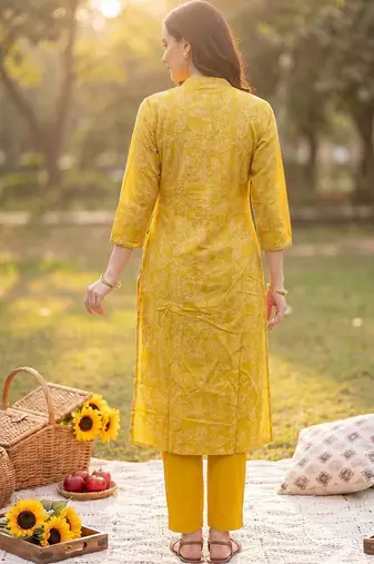 Women Floral Printed Angrakha  Cotton Kurta with Trousers & With Dupatta