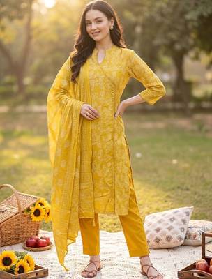 Women Floral Printed Angrakha  Cotton Kurta with Trousers & With Dupatta 6