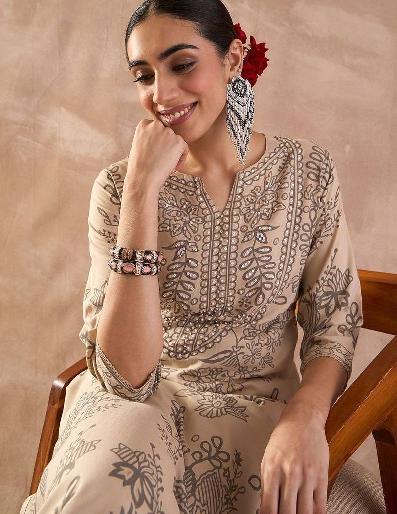 Ethnic Motifs Printed Notch Neck Sequinned Straight Kurta With Trousers