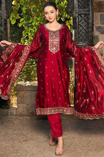 Ethnic Motifs Embroidered Round Neck Thread Work Kurta with Trousers & Dupatta