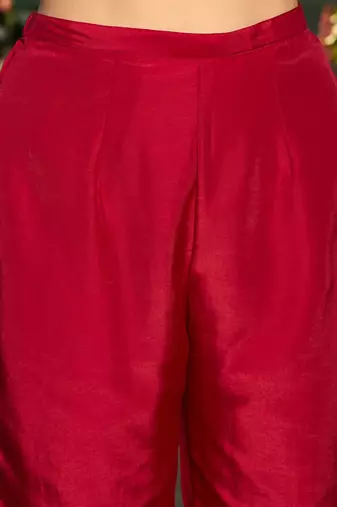 Ethnic Motifs Embroidered Round Neck Thread Work Kurta with Trousers & Dupatta
