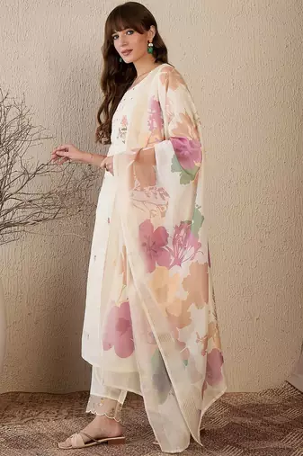 Women Floral Embroidered Regular Mirror Work Chanderi Silk Kurta with Trousers & With Dupatta