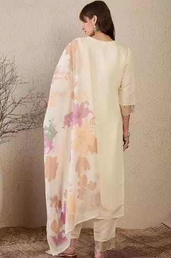Women Floral Embroidered Regular Mirror Work Chanderi Silk Kurta with Trousers & With Dupatta