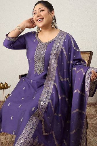 Plus Size Ethnic Motifs Embroidered Regular Kurta with Trousers & With Dupatta