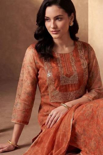 Women Ethnic Motifs Embroidered Kurta with Trousers & With Dupatta