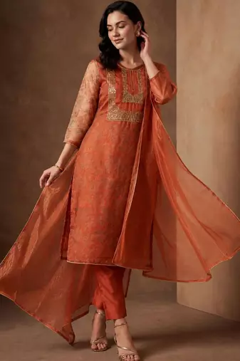 Women Ethnic Motifs Embroidered Regular Kurta with Trousers & With Dupatta