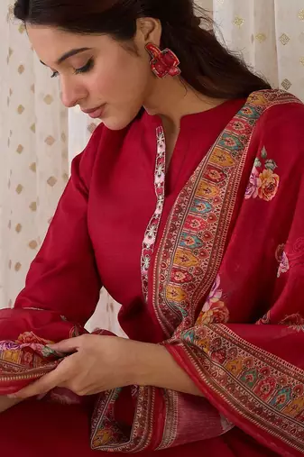 Straight Kurta With Trouser & Dupatta