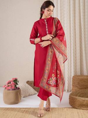 Straight Kurta With Trouser & Dupatta 2