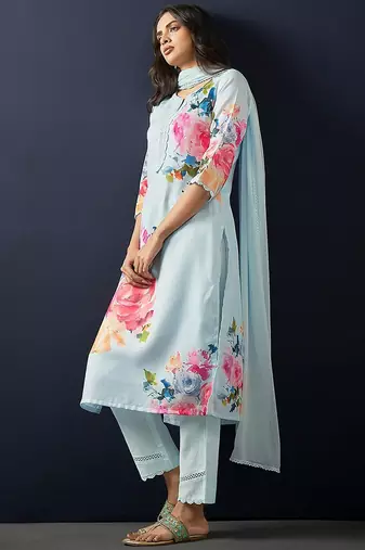 Floral Printed Regular Linen Straight Kurta With Trousers & Dupatta
