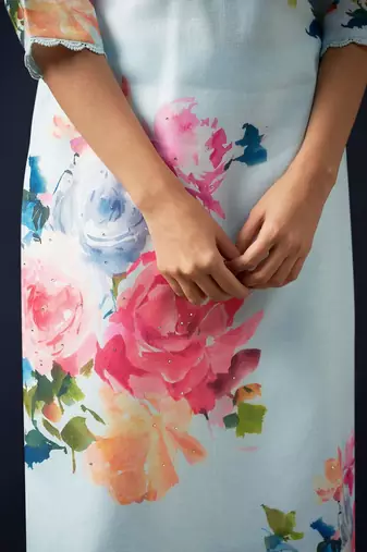 Floral Printed Regular Linen Straight Kurta With Trousers & Dupatta