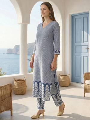 Women Printed Regular  Cotton Kurta with Trousers 4