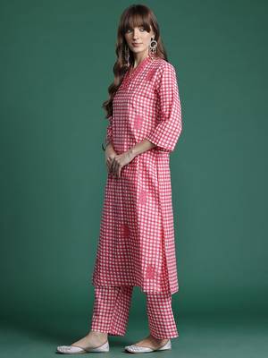 Checked Thread Work  Cotton Kurta with Trousers 4