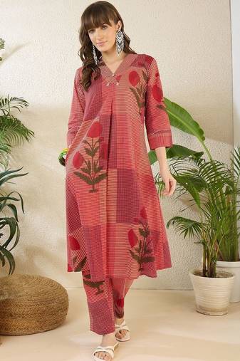Women Printed Regular  Cotton Kurta with Trousers