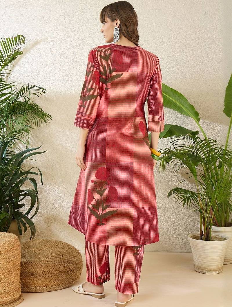 Women Printed Regular  Cotton Kurta with Trousers