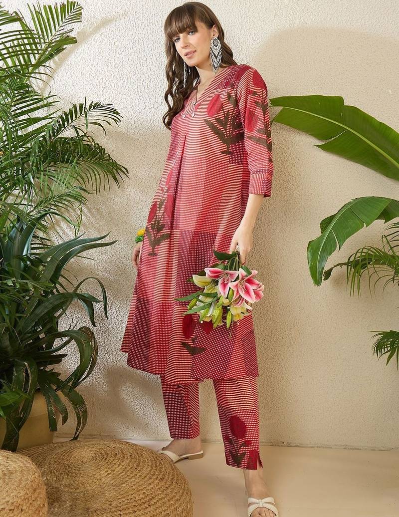 Women Printed Regular  Cotton Kurta with Trousers