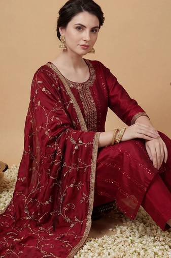 Women Ethnic Motifs Embroidered Sequinned Kurta with Trousers & With Dupatta