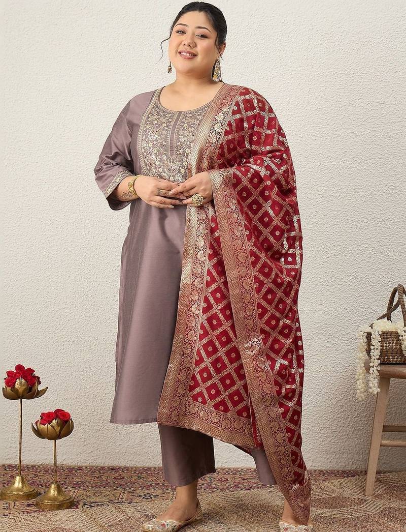 Plus Size Embroidered Regular Kurta with Trousers & With Dupatta