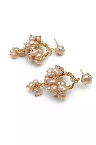 Freshwater pearl cluster drop earrings with gold-tone chain freshwater pearl cluster drop earrings with gold-tone