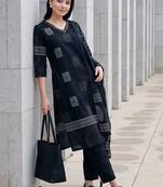Women Printed Regular Thread Work  Cotton Kurta with Trousers & With Dupatta