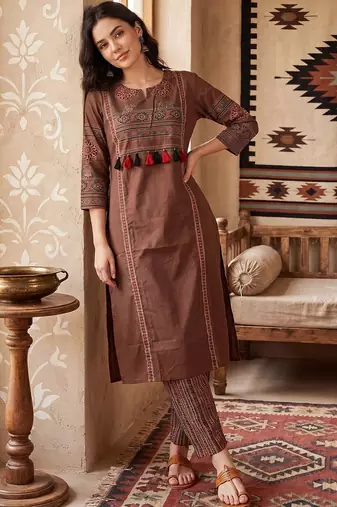 Women Ethnic Motifs Printed Regular  Cotton Kurta with Trousers