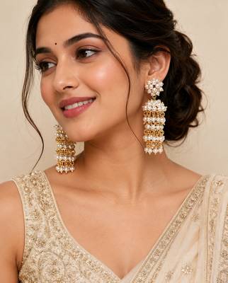 Pearl cluster tiered drop earrings, white and gold 1