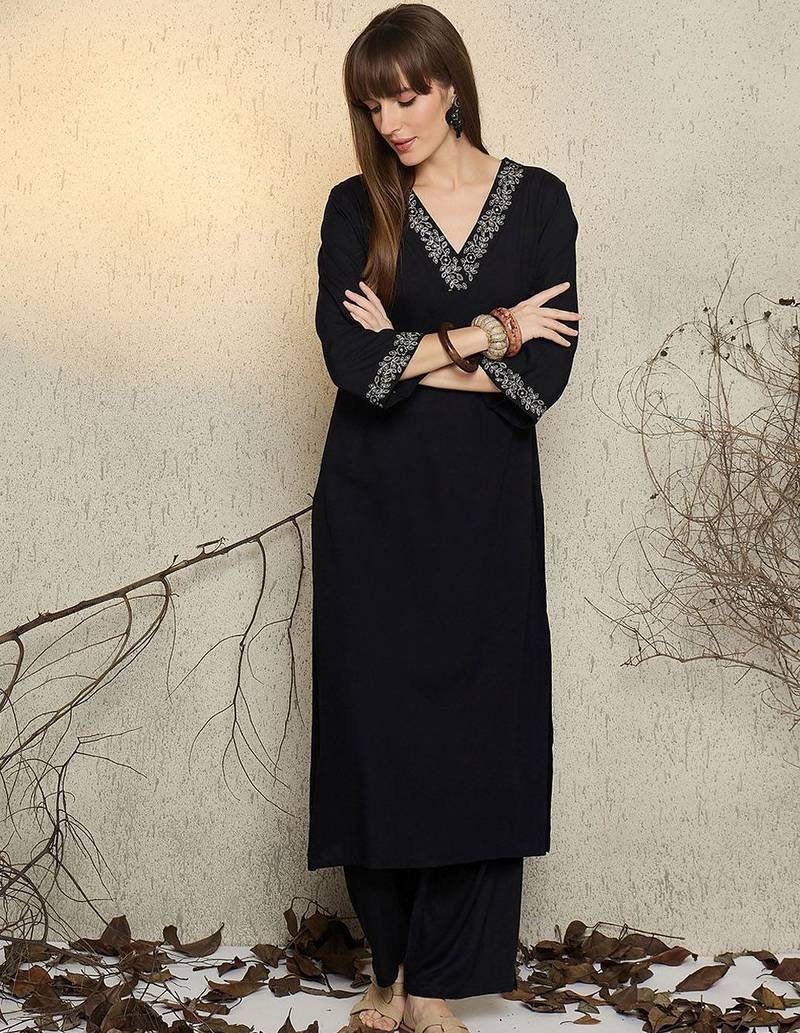 Women Ethnic Motifs Embroidered Regular Sequinned Kurta with Trousers