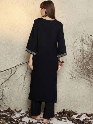 Women Ethnic Motifs Embroidered Regular Sequinned Kurta with Trousers 4