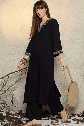Women Ethnic Motifs Embroidered Regular Sequinned Kurta with Trousers