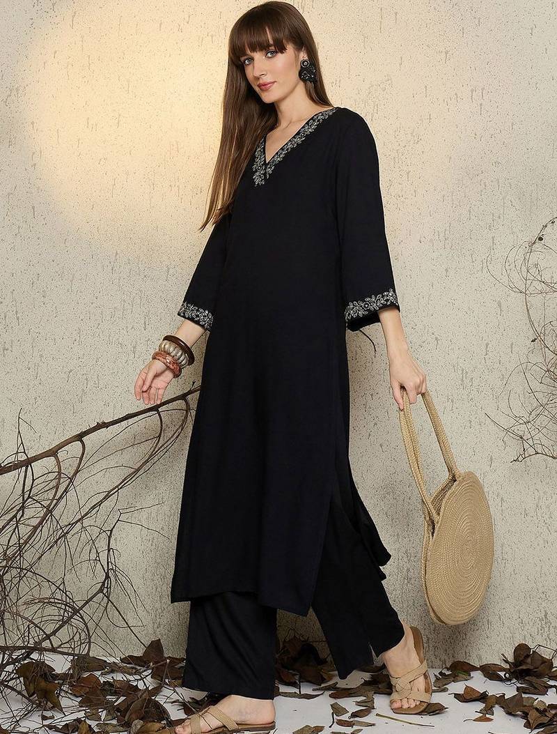 Women Ethnic Motifs Embroidered Regular Sequinned Kurta with Trousers