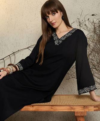 Women Ethnic Motifs Embroidered Regular Sequinned Kurta with Trousers 6