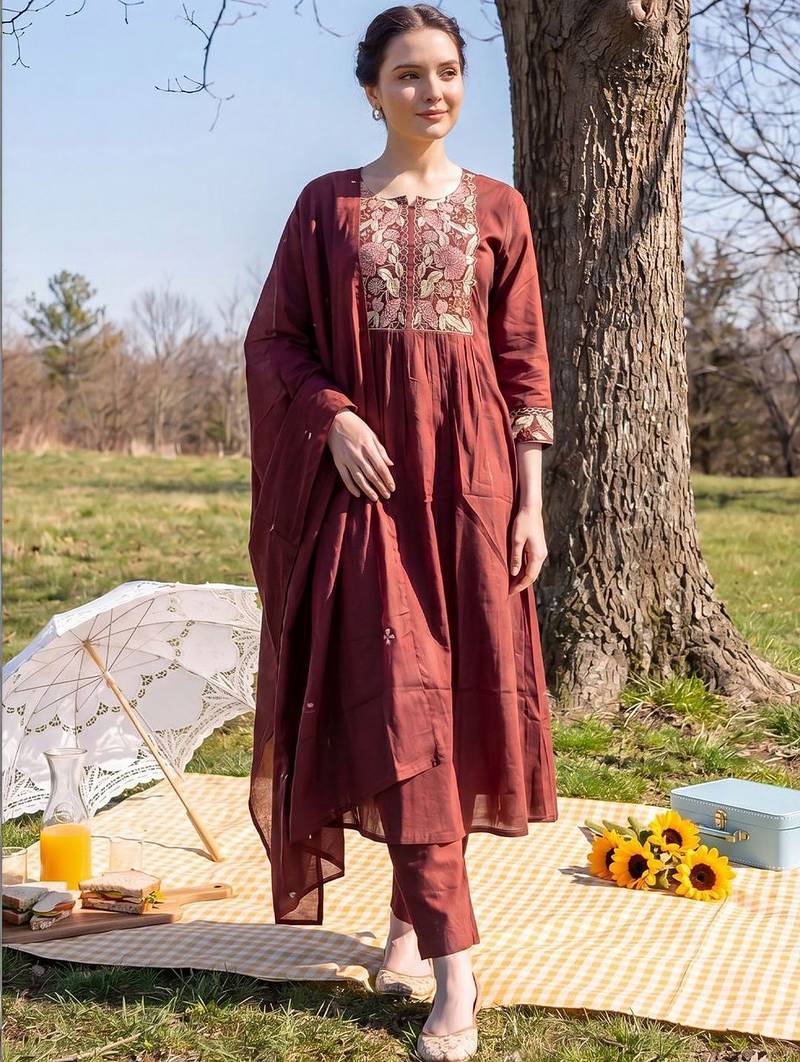 Women Ethnic Motifs Embroidered Regular Thread Work  Cotton Kurta with Trousers & With Dupatta