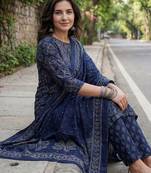 Women Ethnic Motifs Printed Regular Beads and Stones  Cotton Kurta with Trousers & With Dupatta