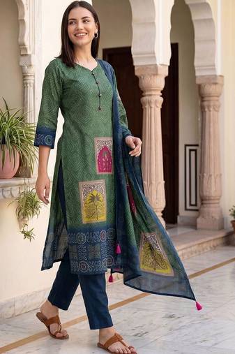 Women Ethnic Motifs Printed Regular Kurta with Trousers & With Dupatta