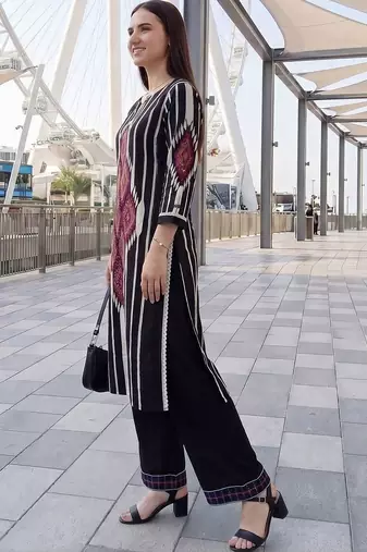 Women Printed Regular  Cotton Kurta with Palazzos