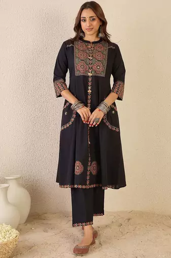 Ethnic Motifs Printed Mandarin Collar A Line  Cotton Kurta With Trousers